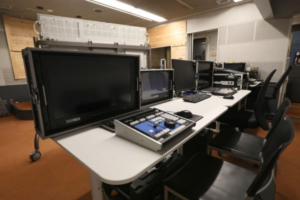 実況中継スタジオ(コントロール)